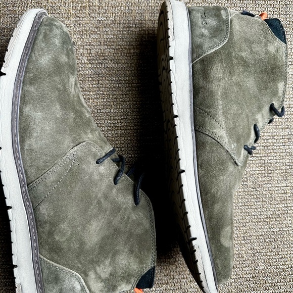 TOMS Navi Mens Green Nubuck Lace Up Chukka Boots - Size 11.5M Olive Green - Picture 9 of 16